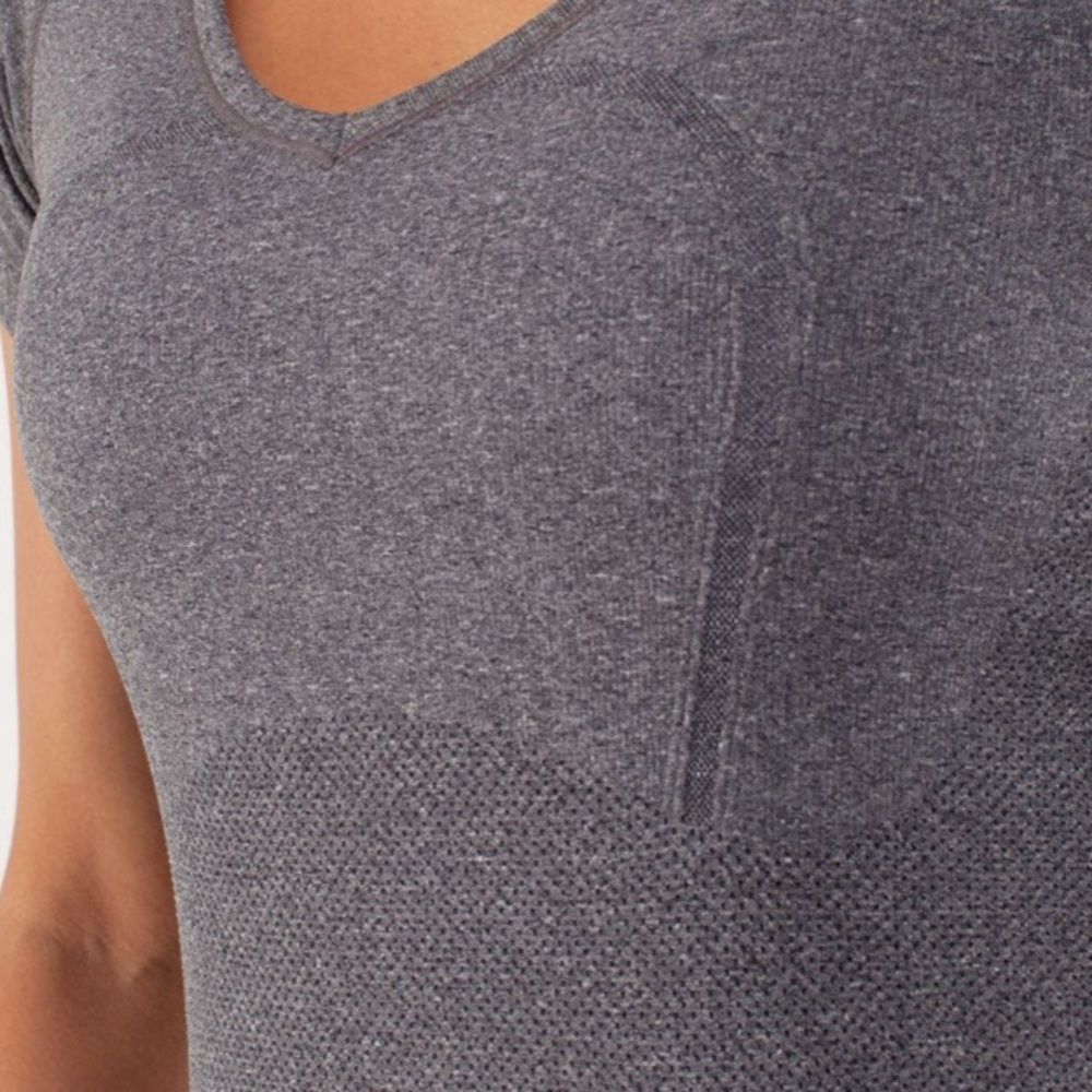 Lululemon Run: Swiftly Tech V Neck - Picture 4 of 6